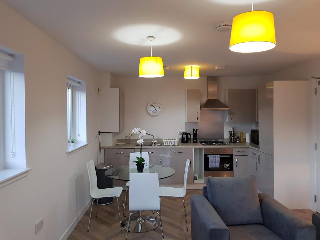 סטירלינג 3 Royal View Apartments מראה חיצוני תמונה